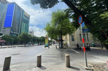 DUY NHẤT CC PHỐ ĐI BỘ ĐƯỜNG HOA NGUYỄN HUỆ CHÀO BÁN - DÒNG TIỀN CHO THUÊ LÊN ĐẾN 120 TRIỆU/THÁNG