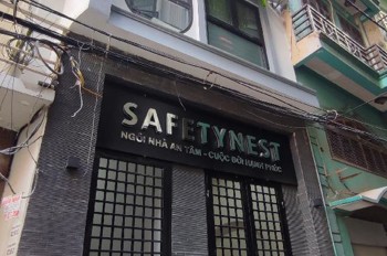 CÁCH 2 NHÀ RA PHỐ TRẦN DUY HƯNG -THANG MÁY -NGÕ THÔNG -DÒNG TIỀN ~ 80 TRIỆU/ THÁNG _63M2