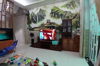 Bán nhà đường Trần Thị Điệu, Phước Long B, Q9, TP HCM. DT 95m2, 3 tầng. Giá 7,29  tỷ, sổ hồng. Liên