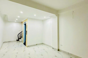 Bán nhà Thạch Bàn 60m 7 tầng thang máy ô tô giá 9 tỷ