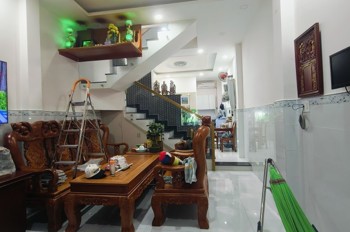 Bán nhà đường 109, Phước Long B, Q.9, Hồ Chí Minh, 4 tầng, 4PN, 3WC, diện tích 60m2, giá 6,69 tỷ,