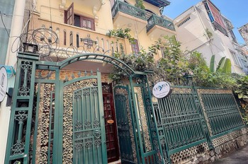 BÁN BIỆT THỰ MẶT PHỐ ĐẮNG DUNG, QUẬN 1 - VỊ TRÍ VÀNG, SỔ HỒNG CHÍNH CHỦ