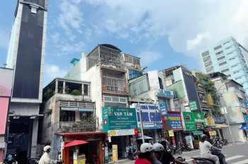 HIẾM BÁN NHÀ 4 TẦNG MẶT TIỀN KD SIÊU ĐỈNH Đ. TRẦN QUỐC THẢO, QUẬN 3 - CHÍNH CHỦ: 0901611116 GIANG