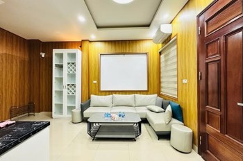 CỰC VIP -HIẾM Ô TÔ TRÁNH VÀI BƯỚC CHÂN PHỐ PHẠM VĂN ĐỒNG 30M 6T MT4,6M NHỈNH 8 TỶ- TIỆN ÍCH NGẬP