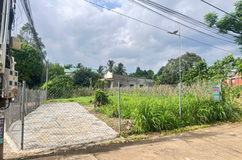 Chính chủ bán gấp đất rẻ vị trí đắc địa 2MT hẻm ôtô Xã Hưng Lộc. DT: 241,9m2. Giá chỉ 3tỷ2 TL