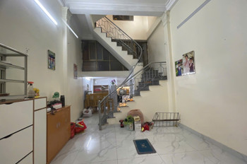 Bán Nhà Trần Nguyên Hãn – Gần Chợ Đôn – Nhà Độc Lập 3,5 Tầng – Giá Chỉ 2 Tỷ 050 Triệu – Sổ Đỏ Chính