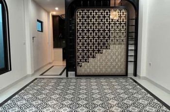 NHÀ MỚI FULL CÔNG NĂNG – THANG MÁY CHẠY VÙ VÙ – KẾ CẬN QUẦN THỂ VINHOMES SĐT 0972.078.667