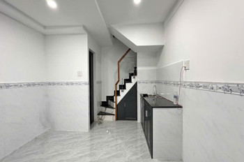 O1738 💖 Nhà 3 tầng Ấp Đông 1-2 Hóc Môn, Vuông, 4x5m, 9xx tr