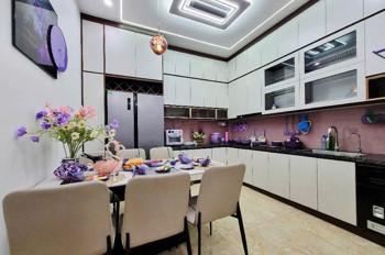 BÁN NHÀ GIA QUẤT LONG BIÊN,OTO ĐỖ CỬA,KINH DOANH,DÂN XÂY,NỞ HẬU,42M