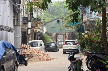 Bán Nhà Tân Ấp 60m2. 5 tầng. mặt tiền 5m. giá 20 Tỷ Ba Đình Hà Nội