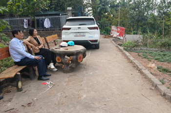 HIỆN TẠI EM ĐANG CÓ LÔ ĐẤT Ở TÍCH GIANG PHÚC THỌ 
DIỆN TÍCH 47.5M ,Ô TÔ NẰM TRONG ĐẤT, GẦN ĐƯỜNG