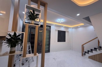 Bán nhà ngõ 85, Đường Lê Văn Việt, Hiệp Phú, Q.9, TP HCM. DT 80m2, 2 tầng, 4PN, 5,65  tỷ, sổ hồng