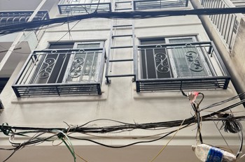 Bán Nhà Cát Linh 45m2. 7 tầng. mặt tiền 3.5m. giá 18.95 Tỷ Đống Đa Hà Nội