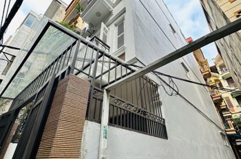 SIÊU PHẨM CẦU GIẤY - MẶT NGÕ THÔNG - LÔ GÓC -DIỆN TÍCH RỘNG - Ô CHỜ THANG MÁY_ 47M2-16,5 TỶ