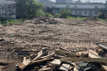 Bán lô góc 2 mặt tiền 8.2x16,5m giá 5,5 tỷ Đường Đông Thạnh 7-3