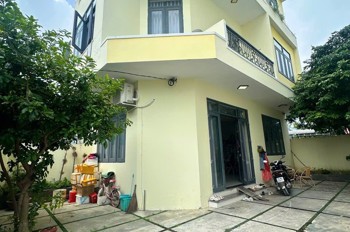 BÁN NHÀ MÊ ĐÚC 3 TẦNG ĐẸP LUNG LINH NGANG 9m NGAY CẦU DỨA PHÚ NÔNG, VĨNH NGỌC