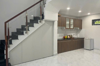 Nhà nhỏ xinh đón tết chỉ với 4ty,ngay trung tâm quận 2 đường Nguyễn Tuyển