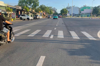 Bán đất 200x215m giá 1,2 triệu/m2 Phú Giáo, Bình Dương