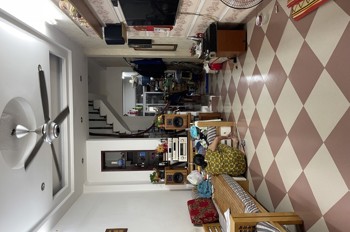 Chỉ hơn 10 tỷ nhà 47m x 4T ngõ 193 Bồ Đề, oto thông, qua nhà vào nhà, cách hồ chưa đến 100m