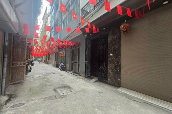 🏠 Ngã tư Minh Khai – Kim Ngưu  60m²  5 tầng
🚲 Mặt ngõ thông  VF3 đỗ cửa