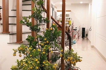 NHÀ PHỐ LẠC LONG QUÂN 45M 5T 11,6 TỶ GẦN ĐƯỜNG Ô TÔ- GẦN HỒ TÂY-VỊ TRÍ ĐẸP