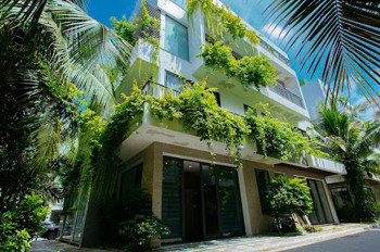 Bán căn biệt thự xây 4 tầng 2 mặt đường, mặt tiền cực rộng 10,5m