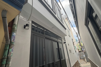 L1797 ⭐️ sát CityLand Gò Vấp, SHR, Vuông, 2 tầng, 4x4m, 2.x tỷ