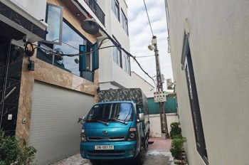 Bán nhà phân lô Ngọc Thụy – 6 tầng thang máy – gara ô tô – full nội thất