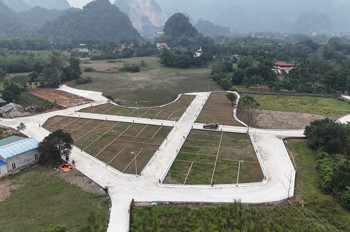 lô góc 365tr đường ô tô Lạc thủy, Hòa Bình – sổ hồng sang tên trong ngày