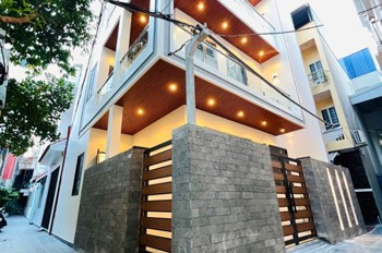 Bán villa 4 tầng lô góc 3 mặt ngõ, full nội thất, ô tô đỗ cửa tại Hải Phòng