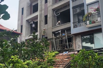 NHÀ MỚI 5 TẦNG FULL NỘI THẤT Phúc Lợi 41 m2 X 8.7 tỷ Long Biên Hà Nội