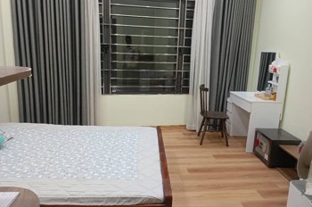 Bán nhà ngõ 175 Bồ Đề. Vị trí siêu đẹp 1 nhà ra mặt phố chỉ hơn 7 tỷ còn tl