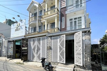 Bán Nhà Hẻm Xe Hơi 7m Đường Quốc lộ 13 64m2 4 Tầng Đúc BTCT Ngay Khu Hồng Long Nhỉnh 7 Tỷ