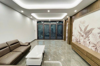 Bán Nhà Ngô Gia Tự Long Biên, Oto Đỗ Cửa,,Thang Máy,Full Nội Thất,Lô Góc,48M