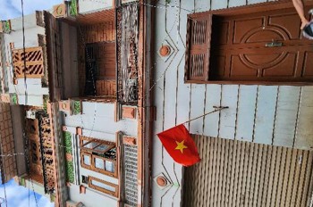 Hơn 8 Tỷ Nhà Ngõ 71 Bồ Đề 37M X 4T, Chỉ 1 Nhà Ra Mặt Phố Oto Tránh