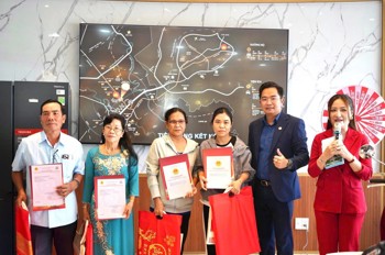 Đất Nền 108M2 Sổ Hồng Riêng Chỉ 1,9 Tỷ Cửa Ngõ Khu Hành Chính Agora City. Sơn 0987449422