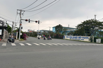 Cần bán đất ngang 7, SHR, KDC đầy đủ tiện ích, trường học, giá 1,9 tỷ, có dòng tiền cho thu