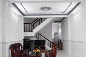 NHÀ BÁN HXH LẠC LONG QUÂN, TÂN BÌNH – 3 TẦNG BTCT, NỞ HẬU (55M²)