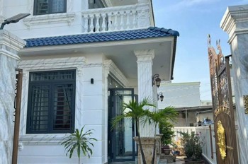 Bán Biệt Thự 1 Trệt 1 Lầu, Góc 3 Mặt Tiền, Tại Kp7, P. Tân Phong. Ngang Đất Rộng 13M