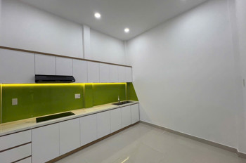 Bán nhà 1 trệt 2 lầu hẻm Hồ Xuân Hương, phường Nha Trang
Diện tích hiện sử dụng: 84 m2 Giá bán: