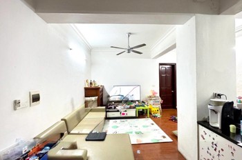 Bán nhà Cc CT1, X2  Bắc Linh Đàm, HN, DT 72m2, giá bán 5.48 tỷ 🔥Mô tả: ☀️ Nhà đường thông thoáng, b