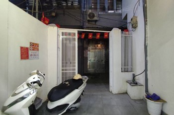 Bán Nhà Nguyễn Phúc Lai_sân Riêng Cổng Riêng_ngõ Thông Ba Gác_45m2_giá Chào 13,5 Tỷ