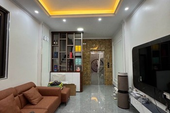 Bán Nhà Phố Mai Anh Tuấn_thang Máy_view Hồ Ở Sướng_sđ Cc Sẵn Gd_40m2_giá Chào 18,3 Tỷ