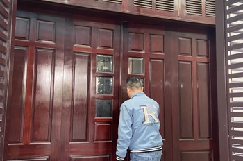 Nhà 4 Tầng 56M² Trung Tâm Long Biên – Đường 4.5M - Vào Ở Ngay– Giá 15 Tỷ