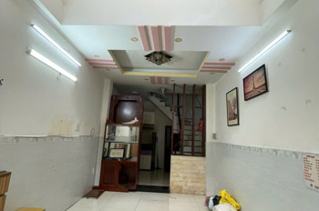 Mặt Tiền Kinh Doanh Hoàng Diệu Đúc 4 Tấm Có 5Đ Đối Diện Q1