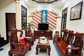 Chùa Bộc – Diện Tích 45M – Mặt Tièn 5T – 30M Ra Phố – 14 Tỷ