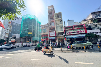 Bán Nhà 2 Tầng Mặt Tiền Khánh Hội, Quận 4- Ngang Lớn 8,5M*16m- Qhxd 7 Tầng Có Hầm- Chủ 1 Đời Xưa