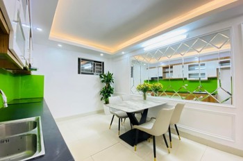 Bán Nhà Phúc Lợi 5 Tầng Mặt Tiền 4M 3 Bước Ô Tô Tránh 5,8 Tỷ