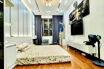 Kim Mã Dt 25M X4 Tầng 7,9 Tỷ Full Nội Thất 50M Ra Mặt Phố,Ngõ Thông