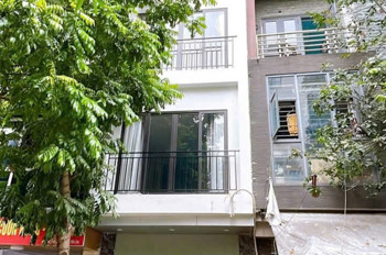 Phân Lô Văn La – 6 Tầng Thang Máy – Full Nội Thất – Dòng Tiền Tốt